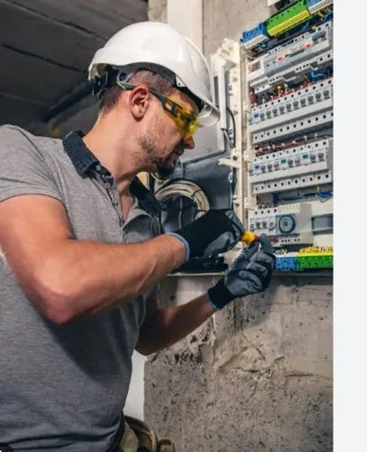Serviços de elétrica pintura hidráulica em geral 