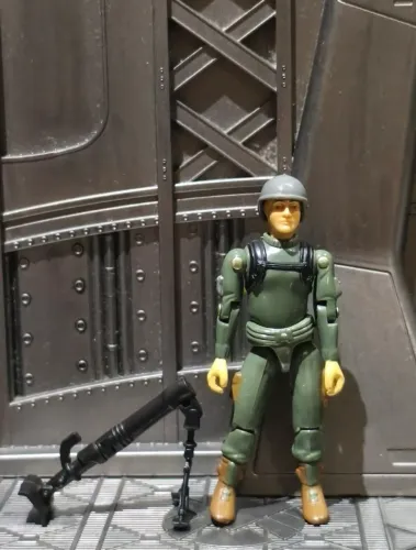 GI JOE COMANDOS EM AÇÃO/SHORT-FUZE (v1)<br>MORTAR SOLDIER (straight-armed)