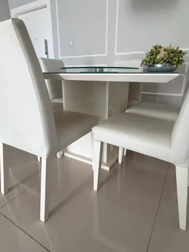 Mesa de jantar 6 lugares - laca Branca