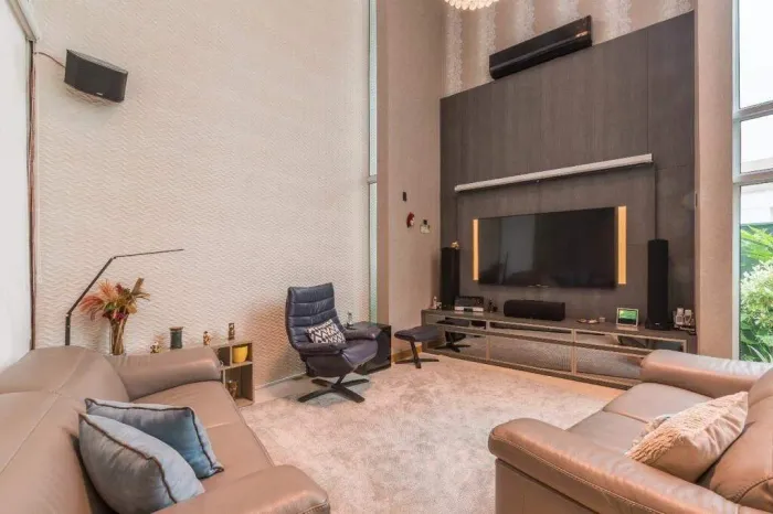 Casa em Condomínio à venda, 4 quartos, 4 suítes, 2 vagas, Corrego Grande - Florianópolis/S