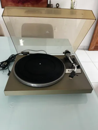 Toca Discos Technics SL-20