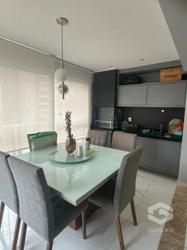 Apartamento com 3 quartos para alugar, 100 m² por R$ 6.810/mês - Jardim das Indústrias - S