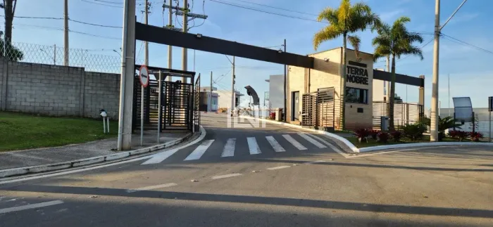 Terreno à venda no condominio fechado Terra Nobre - Cotia