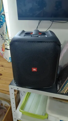 Caixa de som jbl