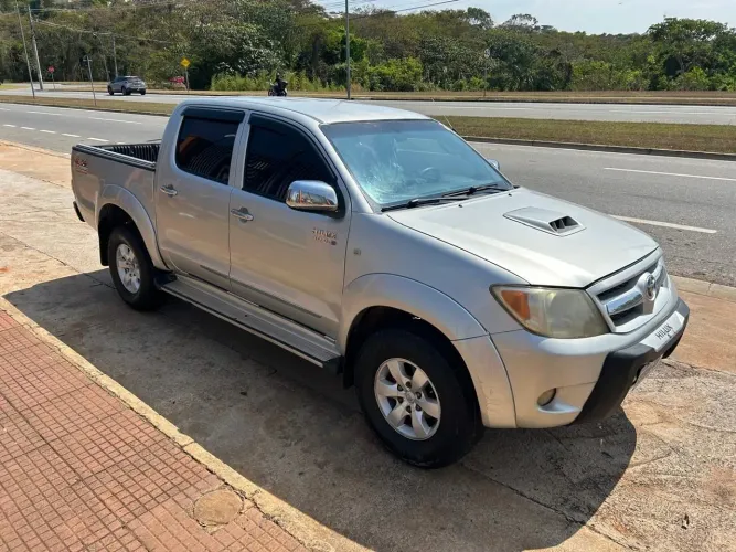 Toyota Hilux CD SRV D4-d 4X4 3.0 TDI Dies 2008