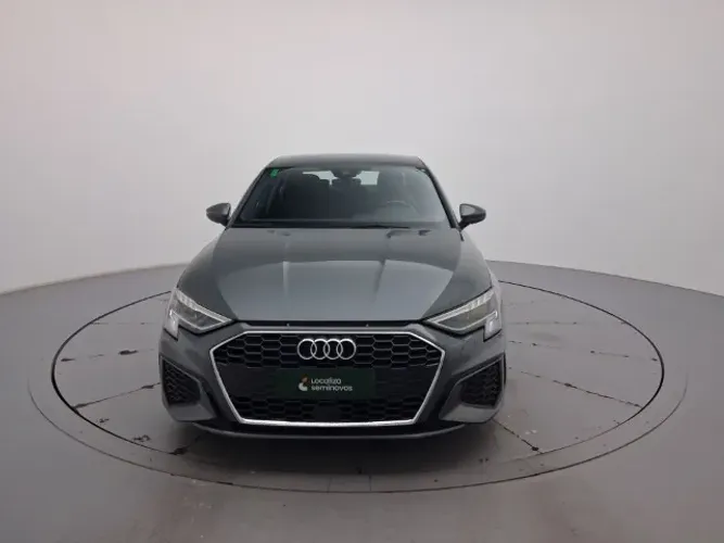 Audi A3 Sed. Perform. Black 2.0 TFSI S-tronic 2024