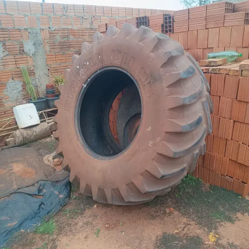 PNEU 24.5-32 PIRELLI 