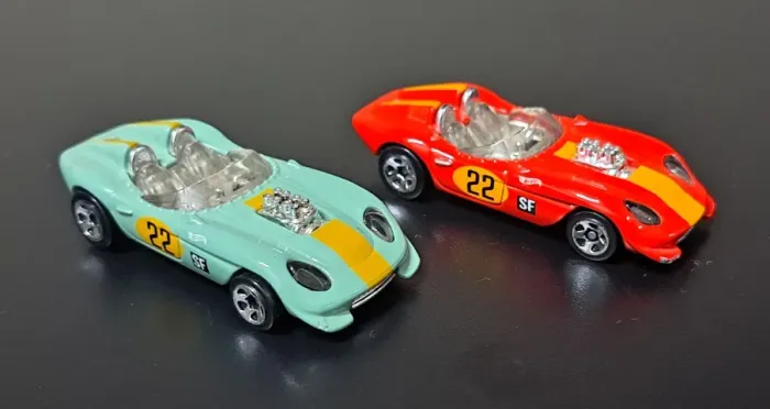 Carrinho Hot Wheels Glory Chaser Retro Racers
