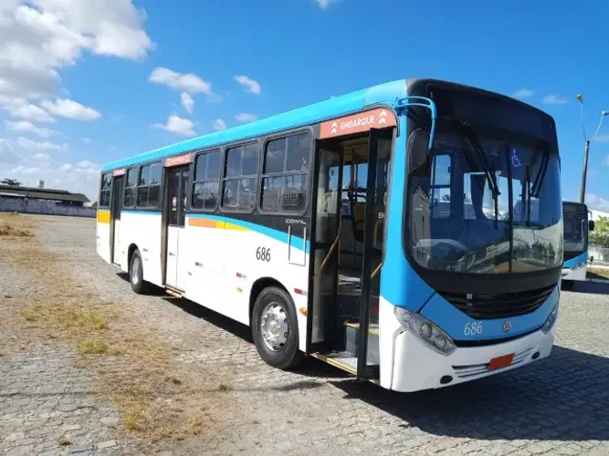 Ônibus VW 17.230 - Comil Svelto - 2015