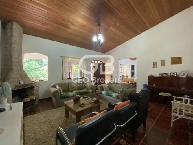 Oportunidade !! Chácara documentada com 20 hectares bairro Boa Vista - Igaratá - Código 16