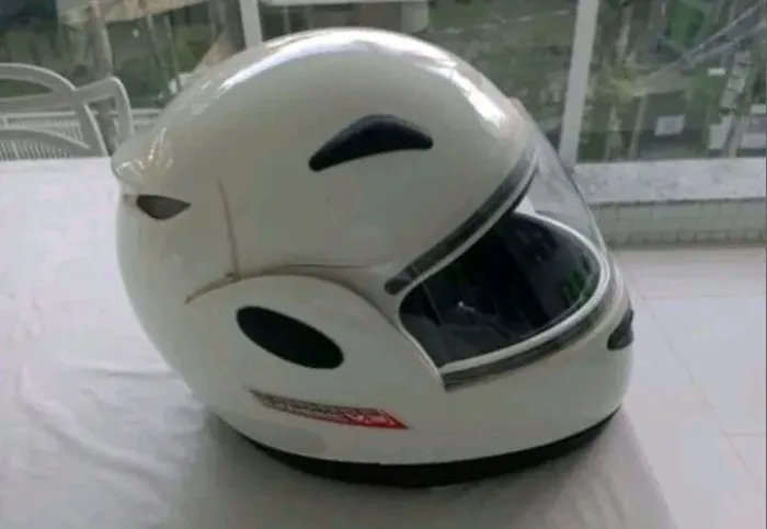 Capacete Taurus Zarrefi V3 - Tam. 60