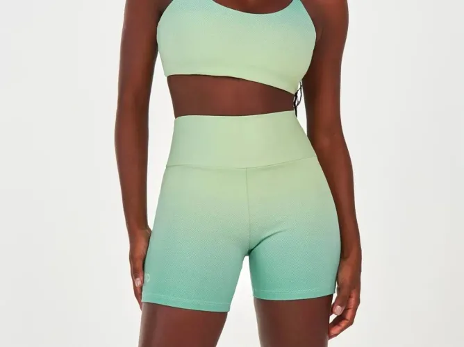 Conjunto Fitness Novo Top Live Short Alto Giro