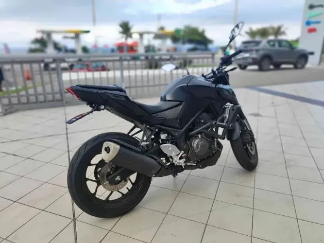 Yamaha mt-03 abs 300 gasolina manual 2026 - Vendedora Fernanda