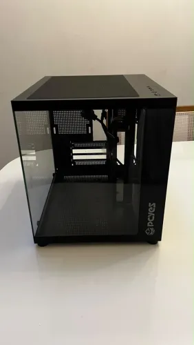 Gabinete PCYES Forcefield Mini Black Vulcan (código GFFMNBV)