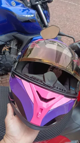 Capacete novo
