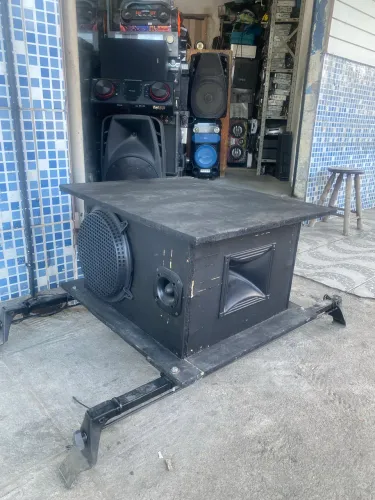 Caixa de Som Completa 2 Alto-falantes + 2 Cornetas + 2 Tweeters + Rack