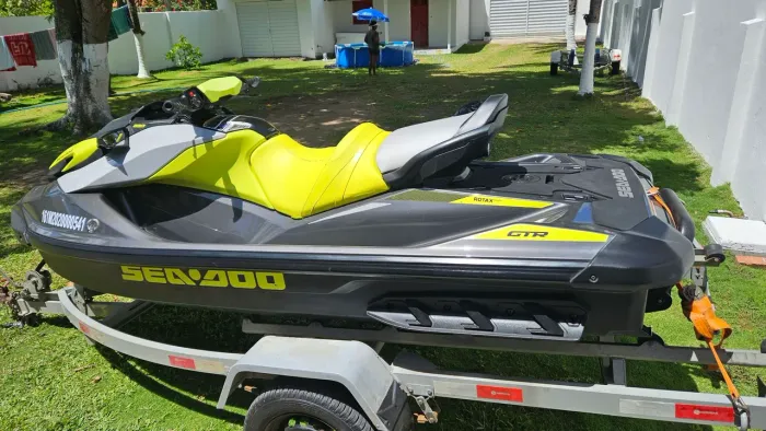 Jet ski sea doo gtr 230 2020 3 lugares