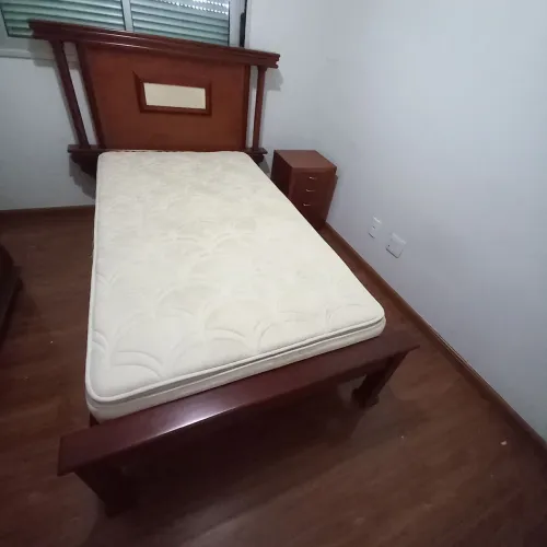 Cama com colchão (Solteiro King)