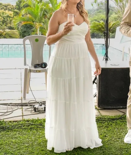 Vestido de noiva usado apenas uma vez