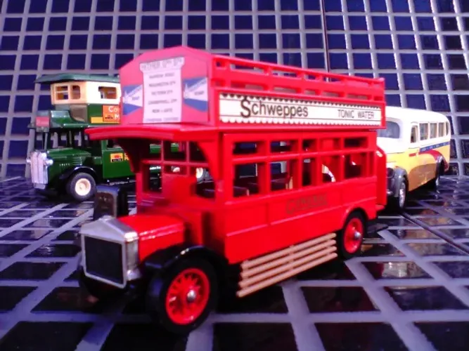 Miniatura  Matchbox-Models of Yesteryear Y-23 -1922 AEC - S-Type Omnibus - Escala 1/72