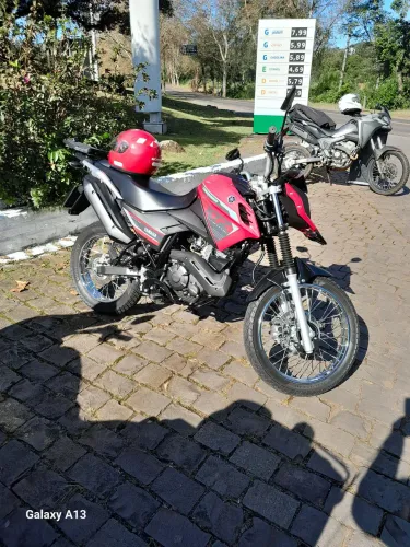 Vendo moto Zerada