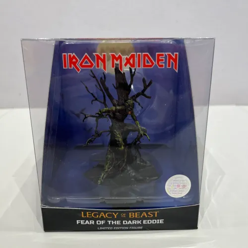 Legacy Figure Limited Edition Fear of the Dark (2019)