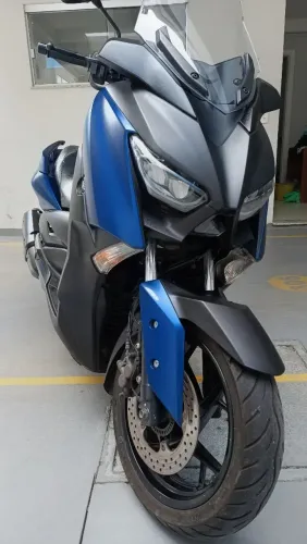 Yamaha Xmax 250 com ABS abaixo da fipe