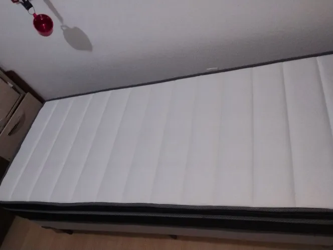CAMA ORTOBOX 7 MESES DE USO APENAS