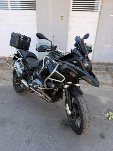 Vendo ou troco por s1000 ou 1250 volto dinheiro 