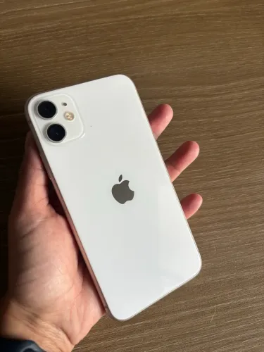 iPhone 11 64GB