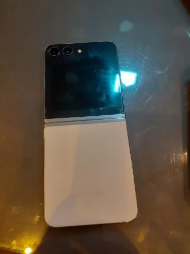 Z flip 5