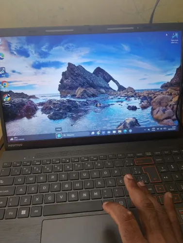 NOTEBOOK POSITIVO EXCELENTE ESTADO
