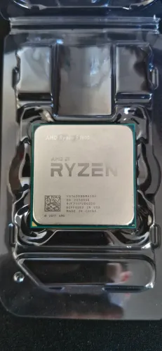 Ryzen 5 1600 AF 12nm + Cooler Original