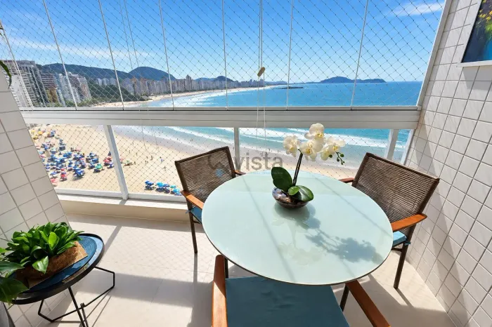 Apartamento em Vila Luis Antonio - Guarujá