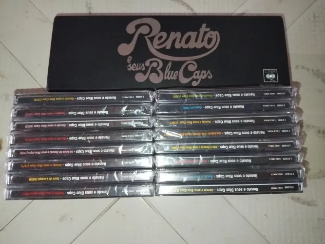 Box Renato e seus blue caps 16cds