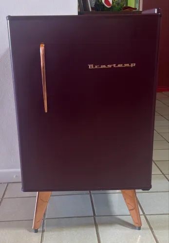 Frigobar Retrô Brastemp - Cor Marsala com Rosê