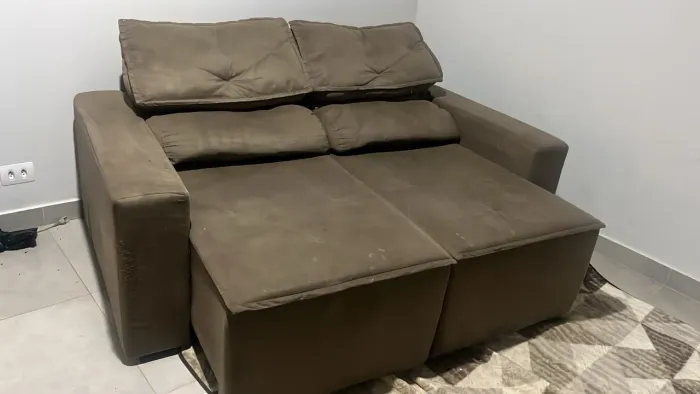 Vende-se sofá retrátil 