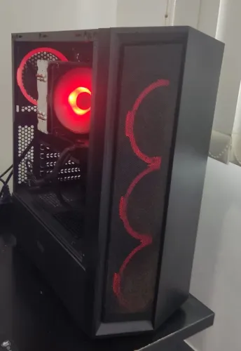 PC Gamer Com Placa de Vídeo AMD RX 7600 8GB, 16GB RAM, I5 10400F Formatado Pronto Pra Uso!