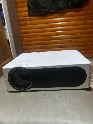Projetor modelo yg625A full HD