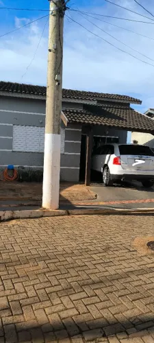 Vendo Transferência de casa em Condomínio 