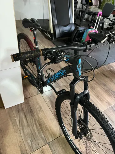 Vendo bicicleta usada em ótimo estado de conservação