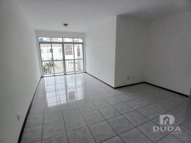 Apartamento 3 dormitórios - Carvoeira