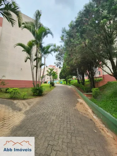 Apartamento 2 dorms REFORMADO, armários cozinha planejados, quarto ampliado, condo predinh