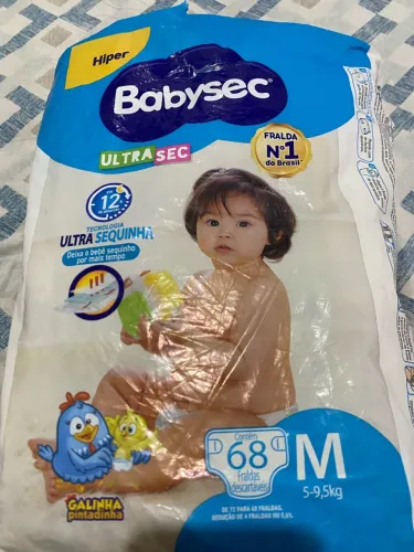 Vende-se fralda Babysec tamanho M de fita