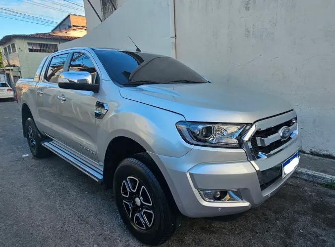 Ford Ranger XLS 2.5 16V 4X2 CD Flex 2013
