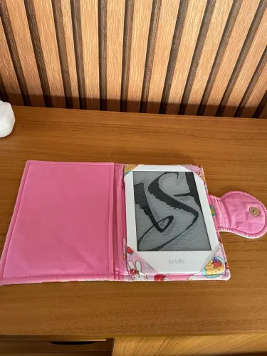 Kindle 10° geração J9G29R
