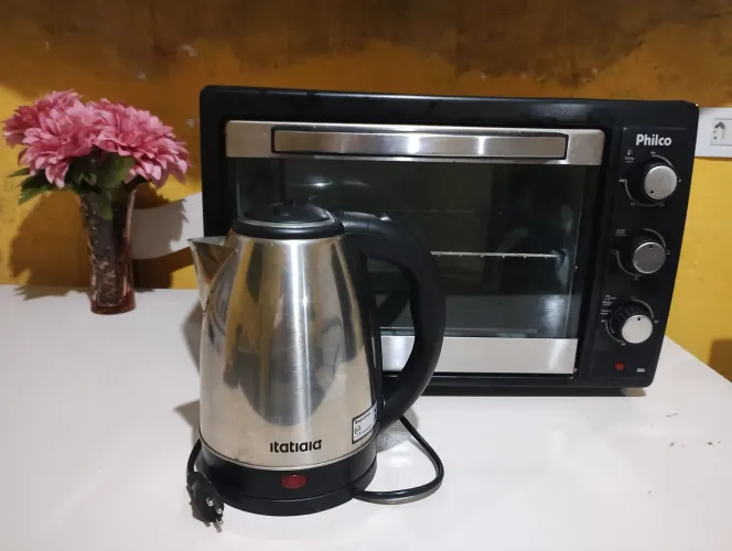 Forno 35L e Garrafa Elétrica