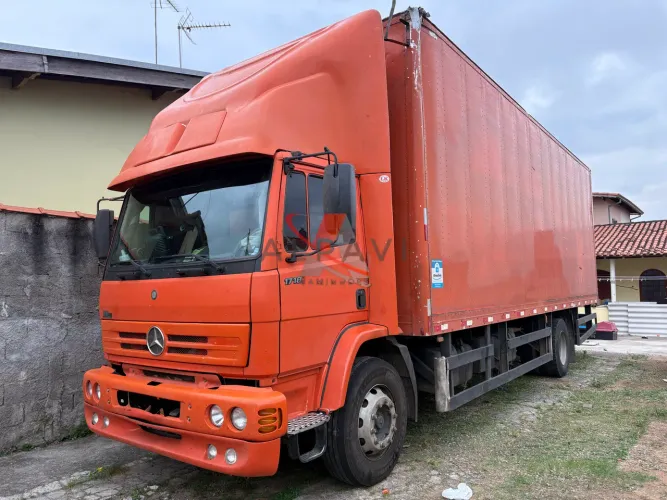 Mercedes Benz 1718 2009 Bau 8,5m