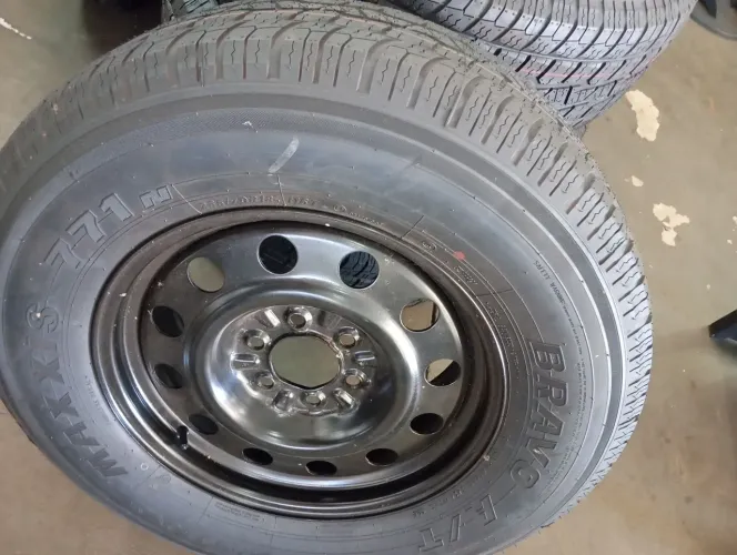 Roda step original Ford F150 / Pneu novo