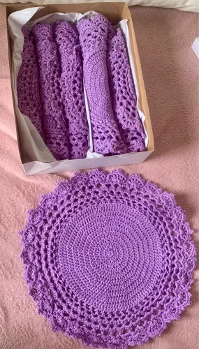 6 Suplares de mesa bordados 